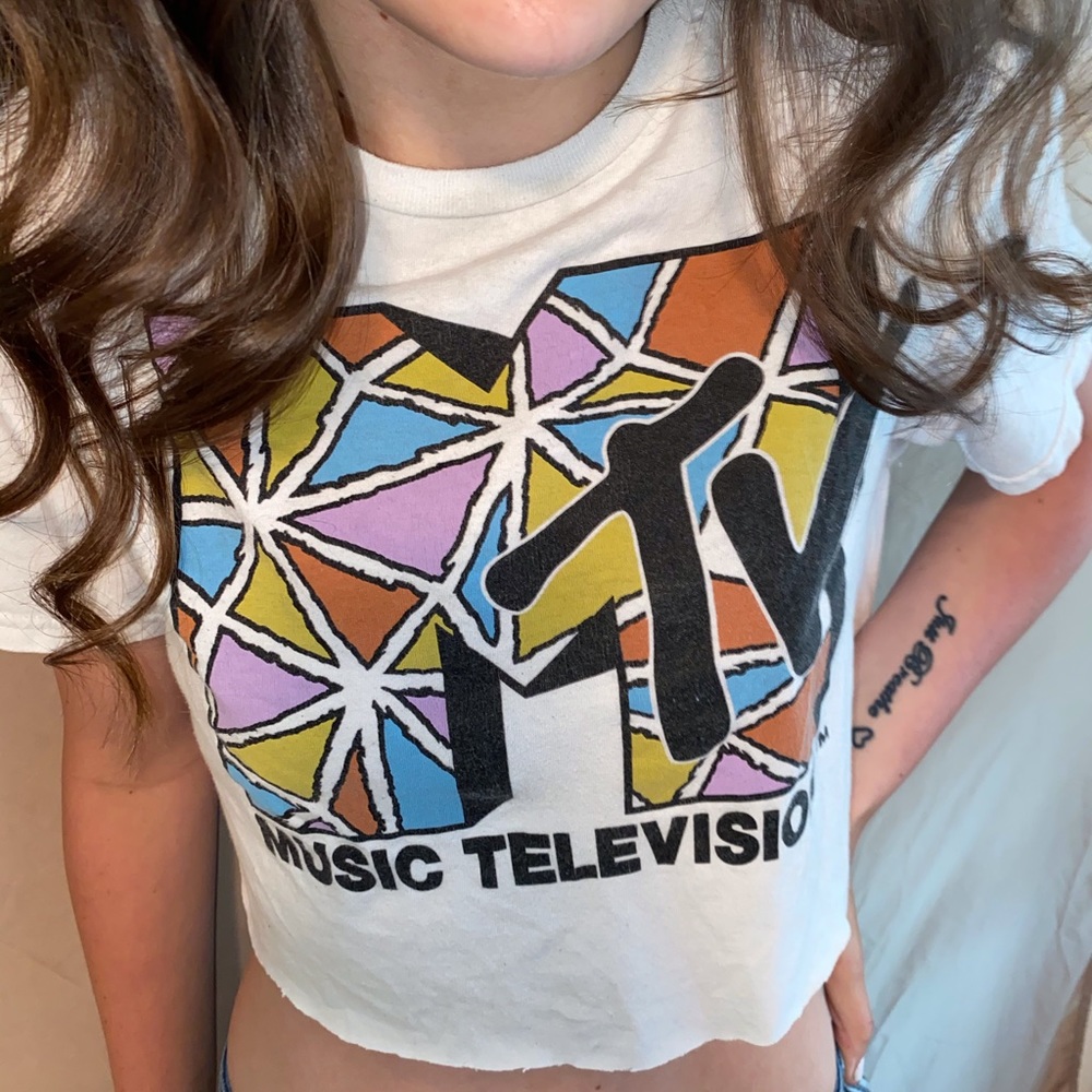 MTV crop top